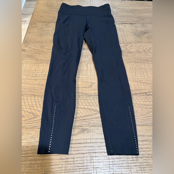 Rare Lululemon Size 4 Fast and free tight II *Lunar New Year reflective. 2019. - Picture 1 of 9